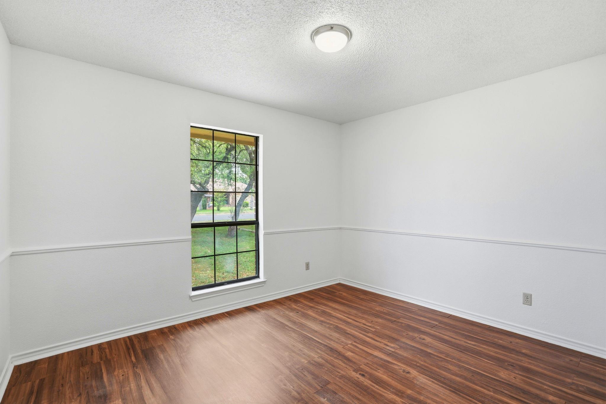 306 Woodstone Dr Property Photo 25