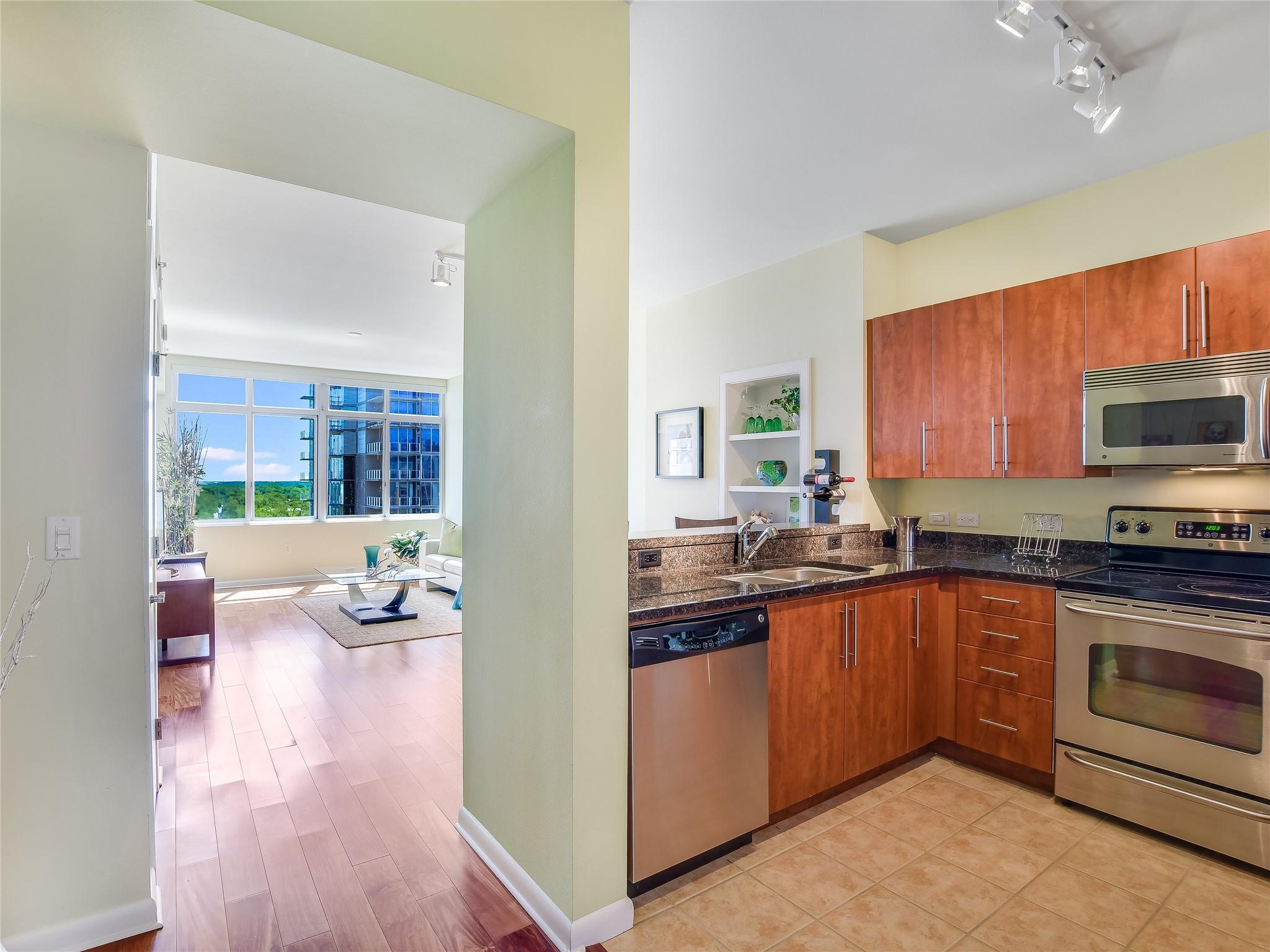 54 Rainey St 1215 Property Photo 7