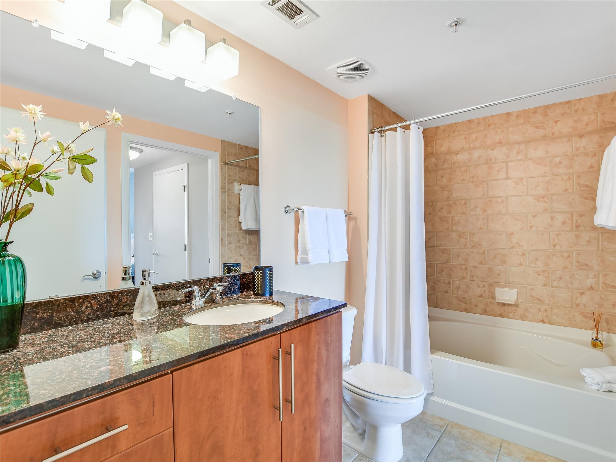 54 Rainey St 1215 Property Photo 13