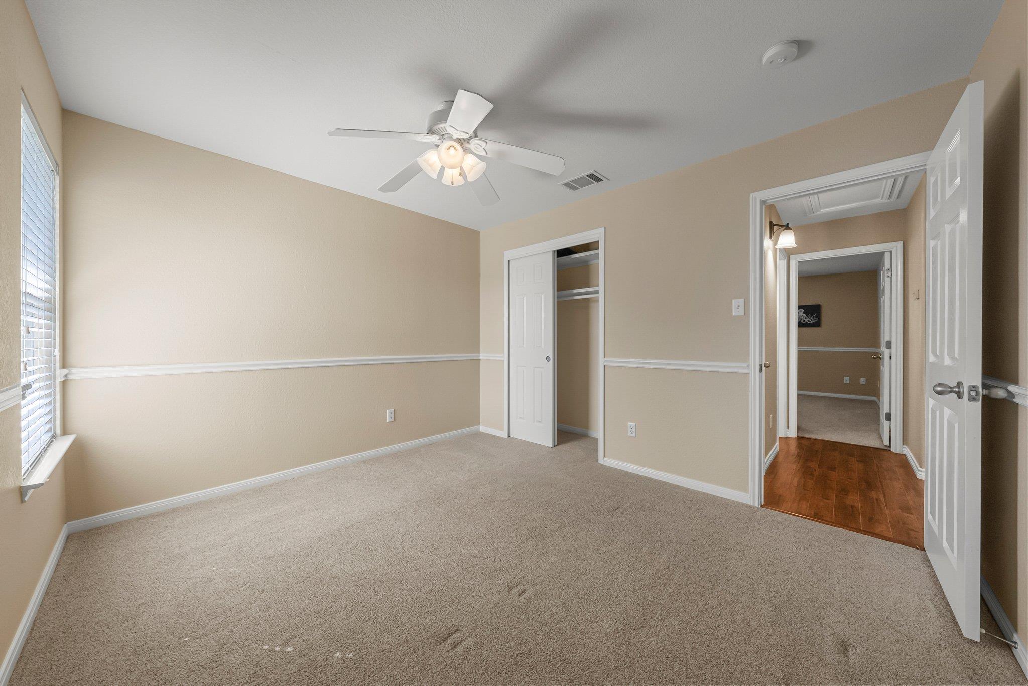 901 Middle Brook Dr Property Photo 24