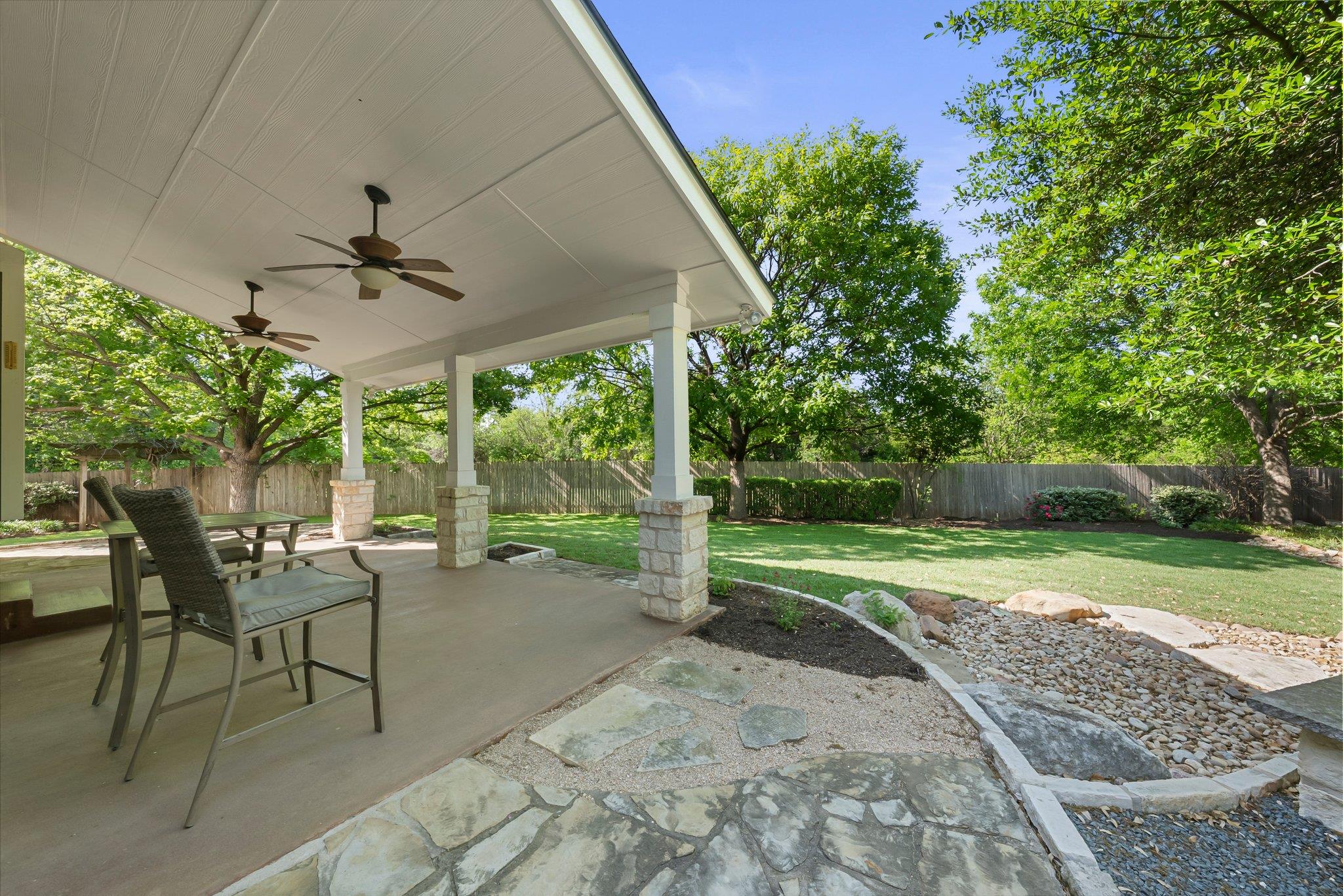 901 Middle Brook Dr Property Photo 31
