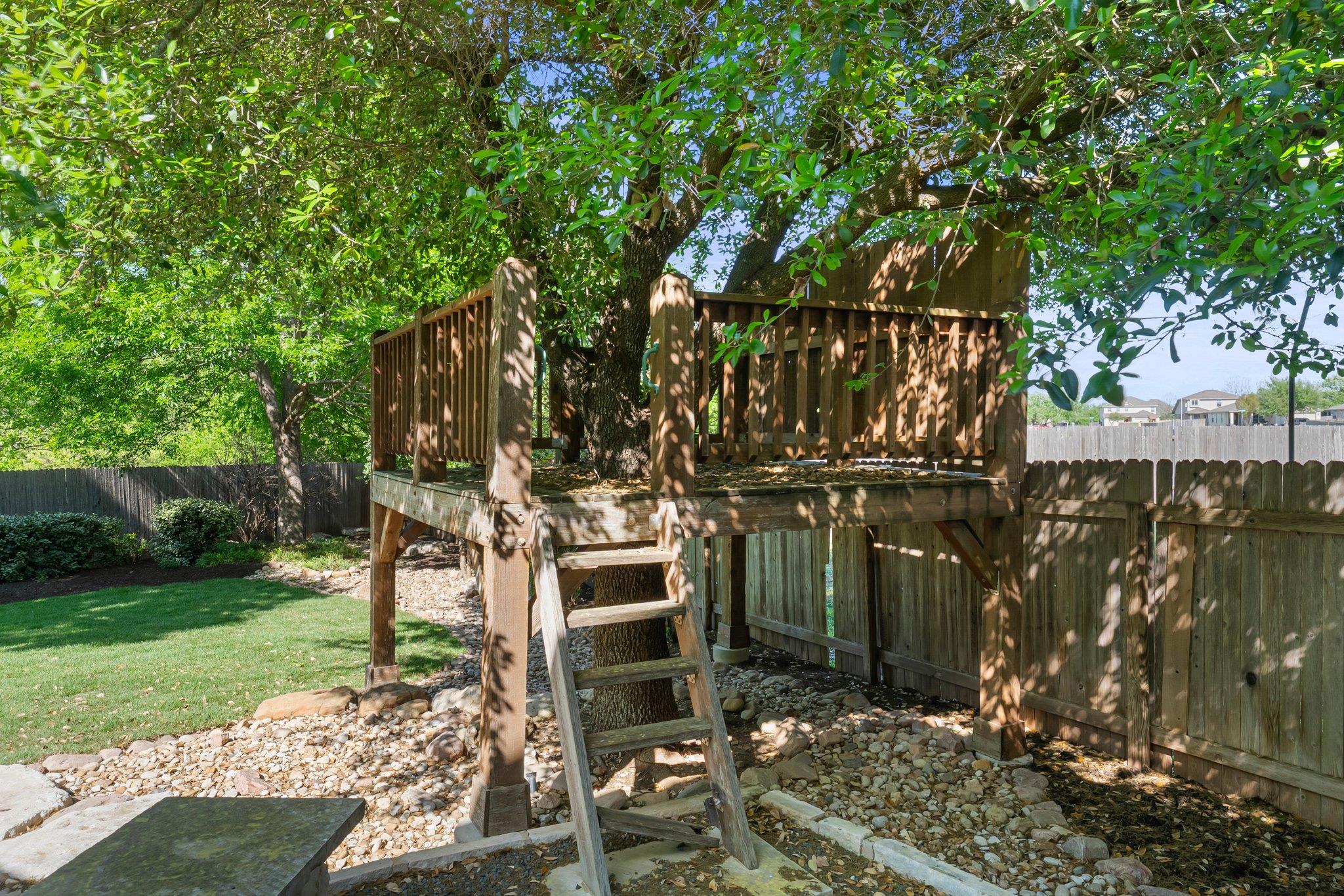 901 Middle Brook Dr Property Photo 32