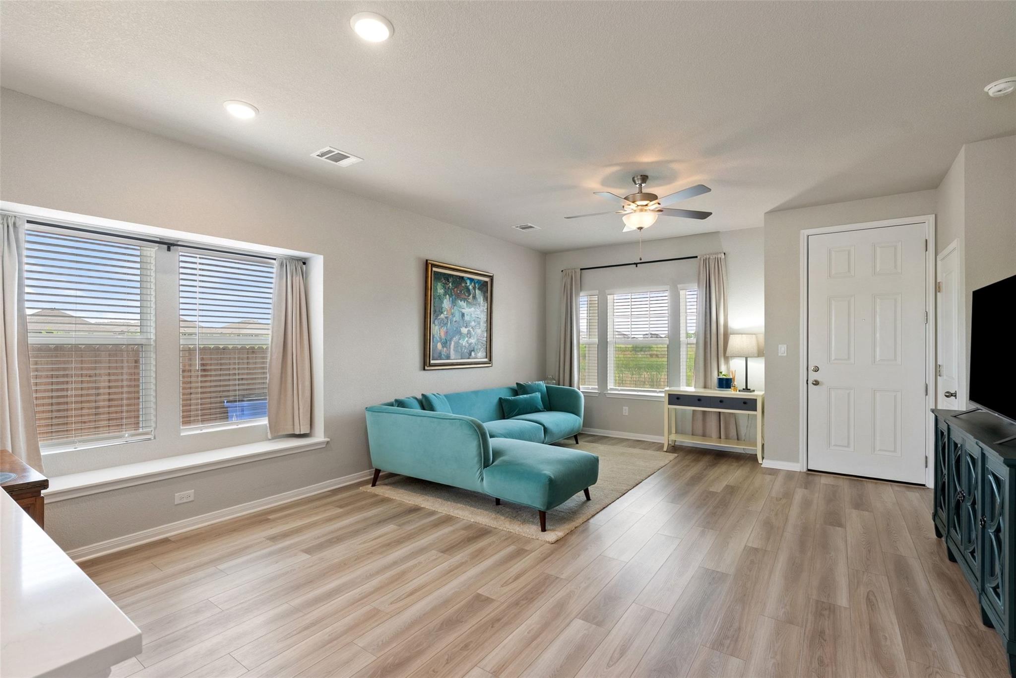17930 Giglio Way Property Photo 7