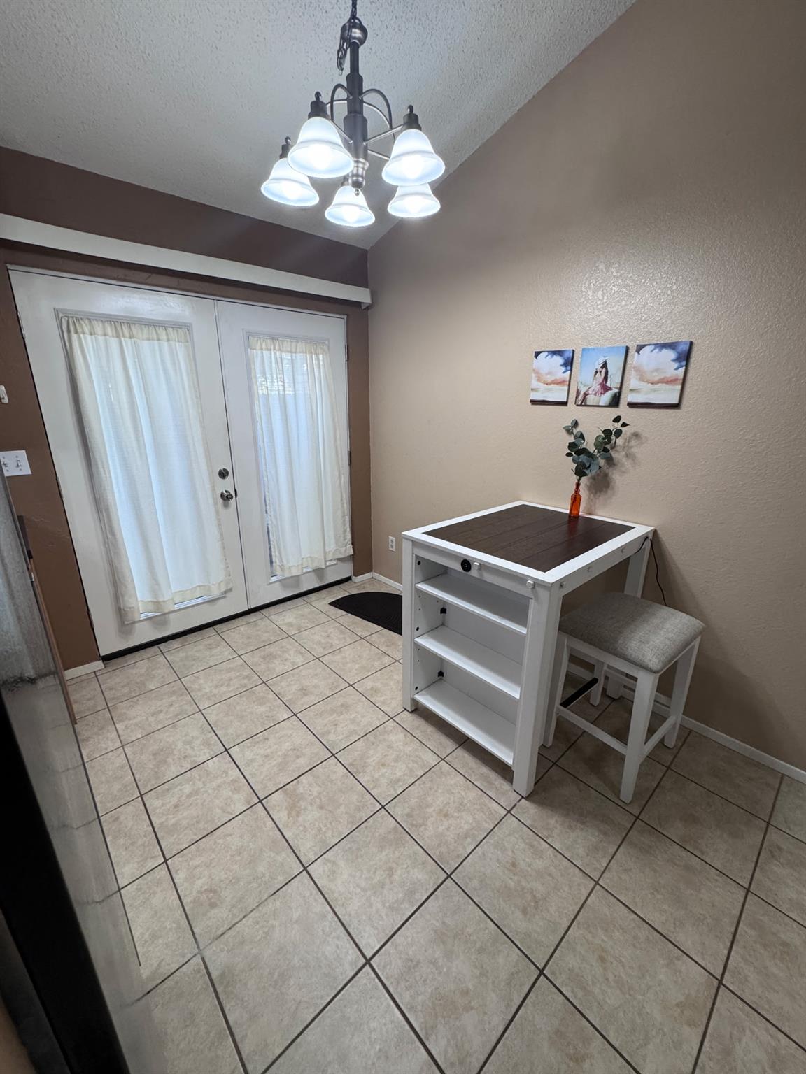 1015 E Yager Ln #172 Property Photo 7