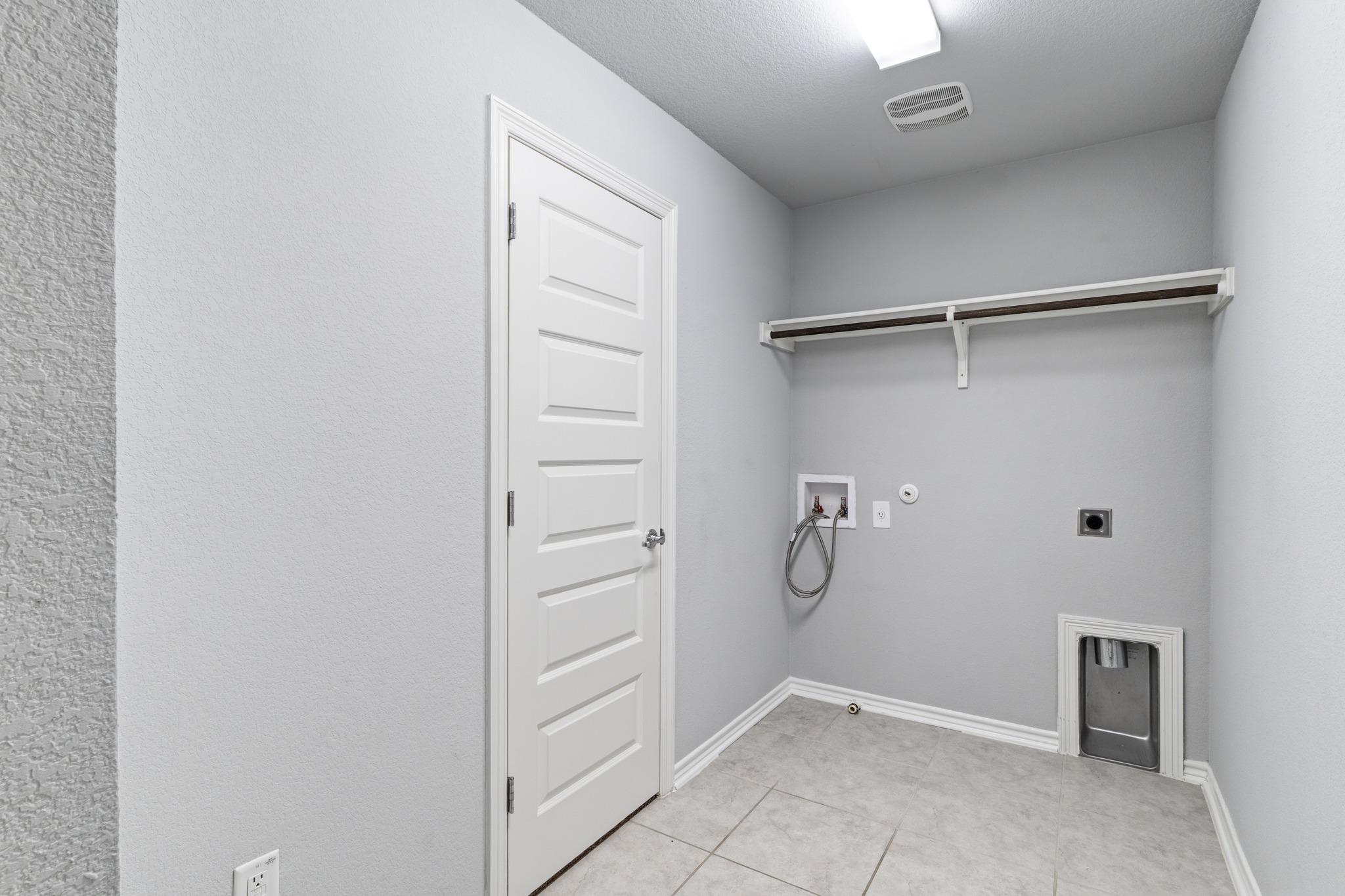 9010 Palmito Dr Property Photo 29