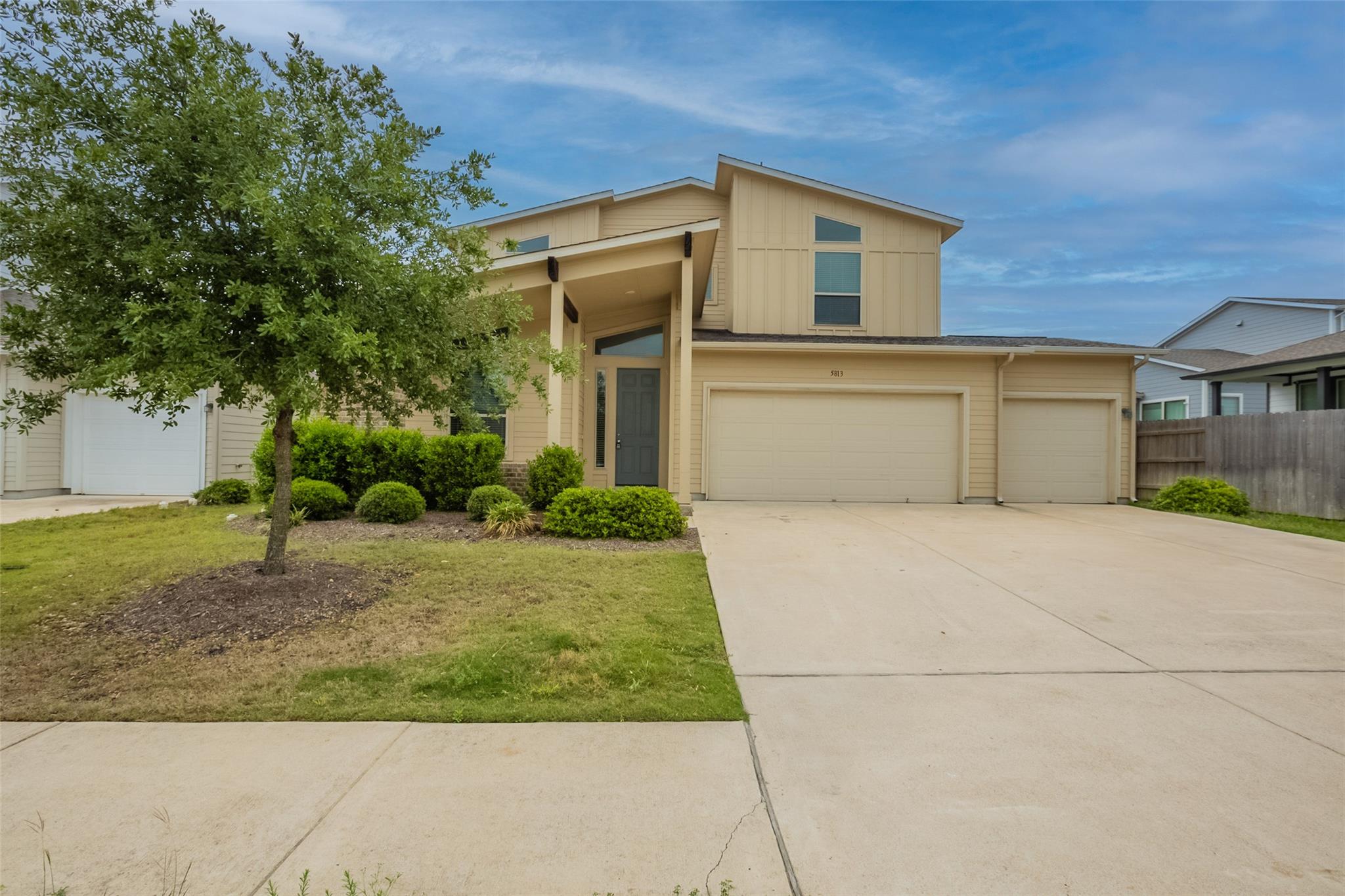 5813 Kara Dr Property Photo