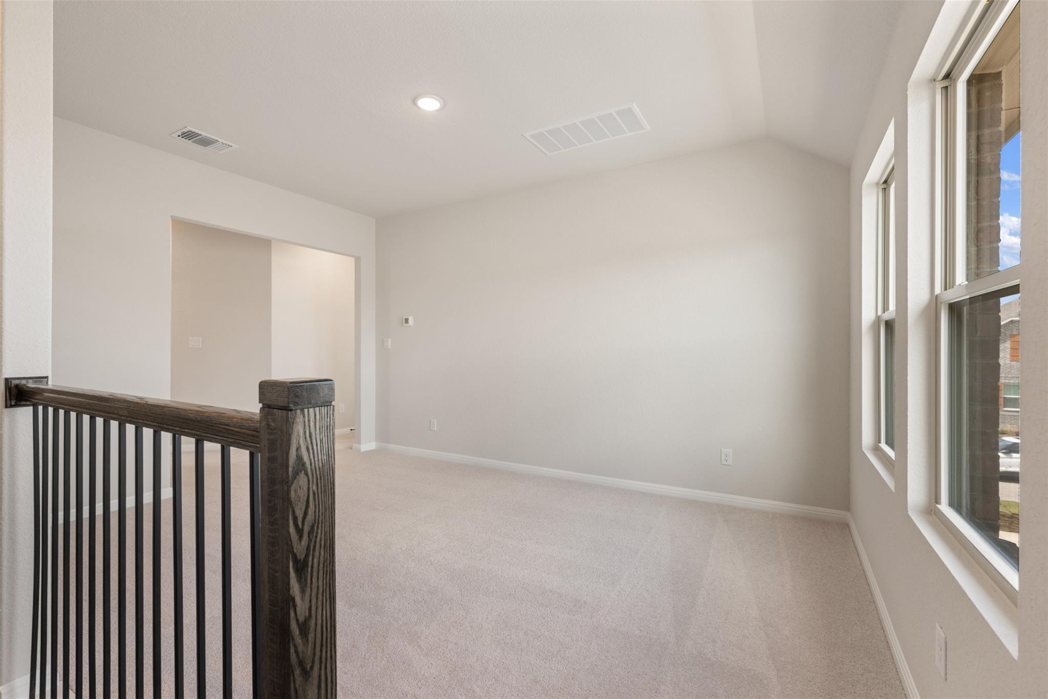 275 Crater Lake Dr Property Photo 30