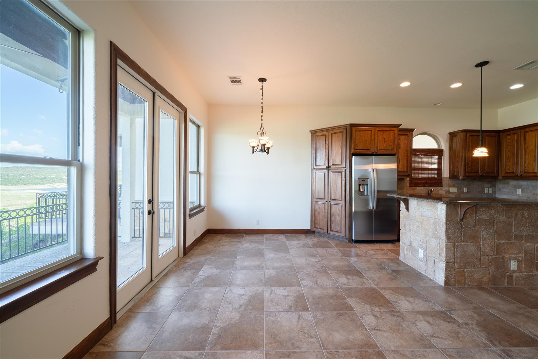 17545 Reed Park Rd #2 Property Photo 9