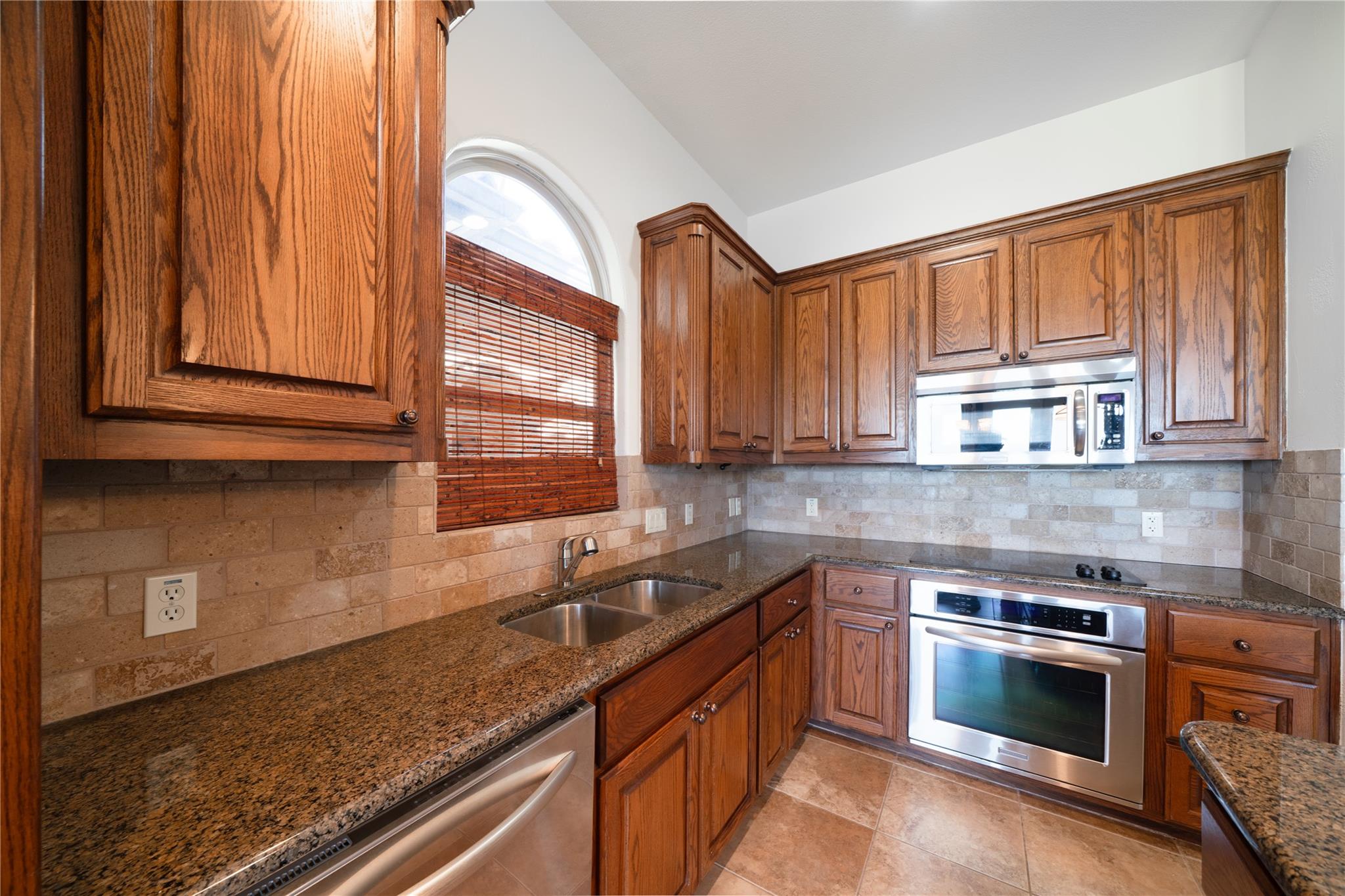 17545 Reed Park Rd #2 Property Photo 12