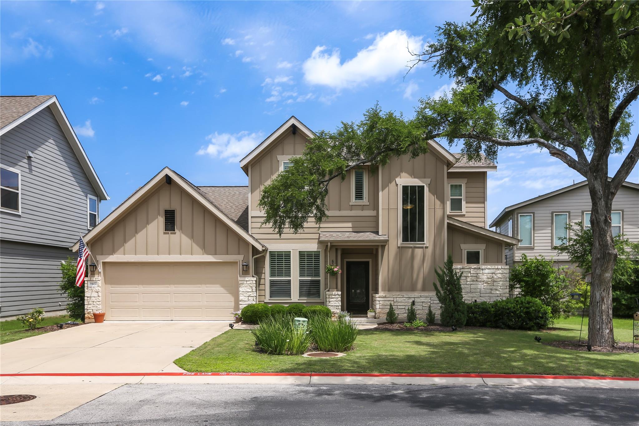 9407 Mcknight Loop #9 Property Photo 1