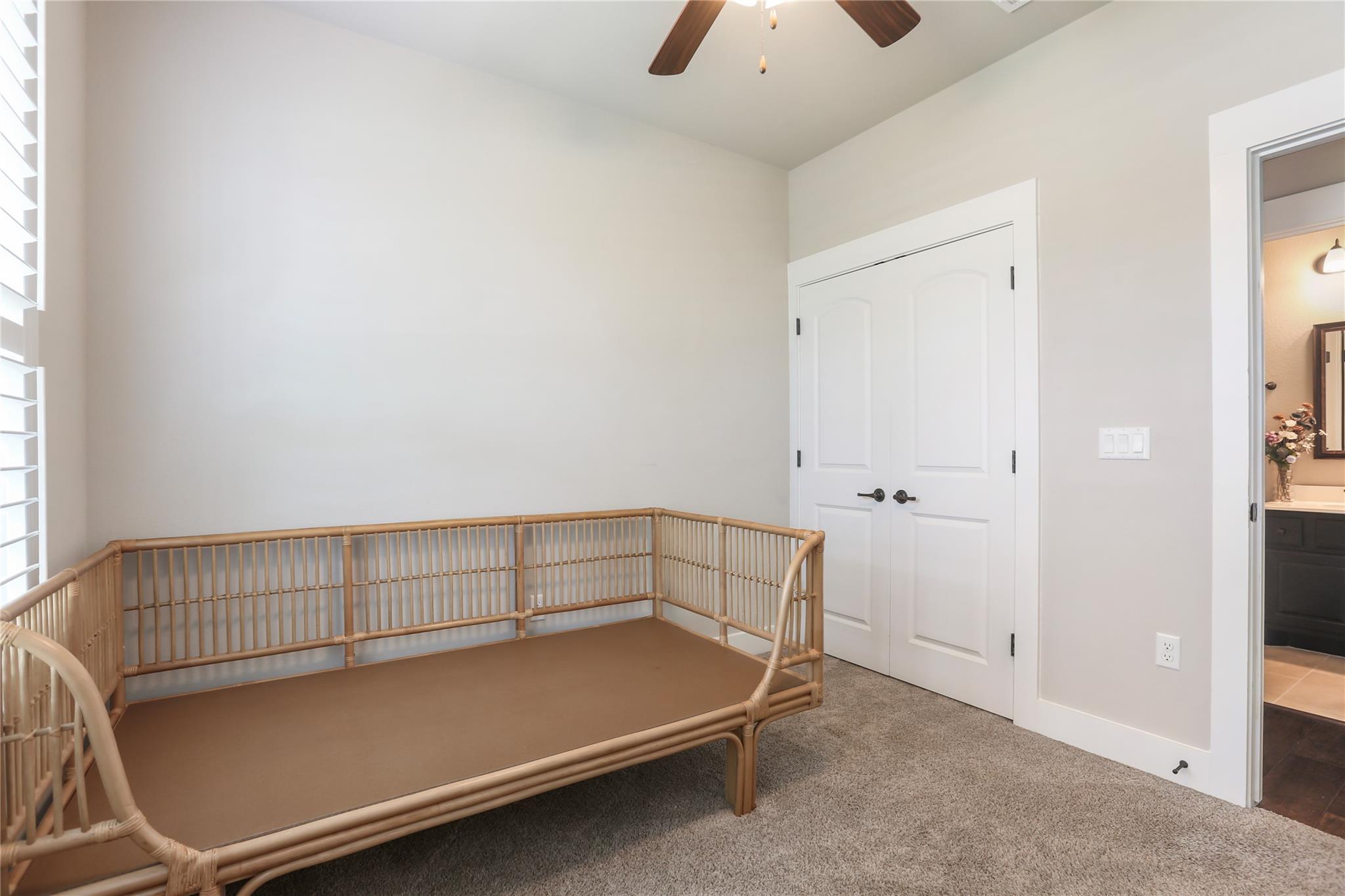 9407 Mcknight Loop #9 Property Photo 17