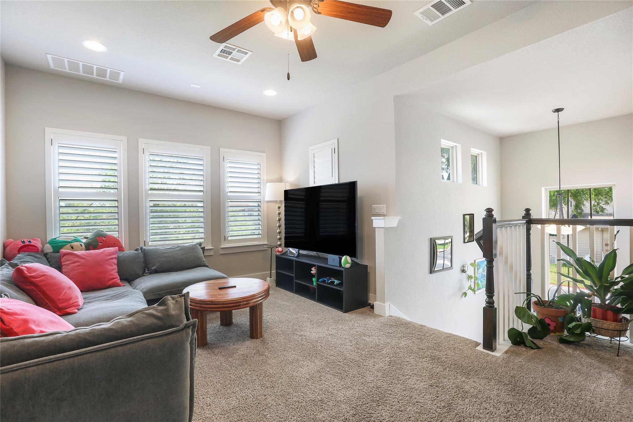 9407 Mcknight Loop #9 Property Photo 19