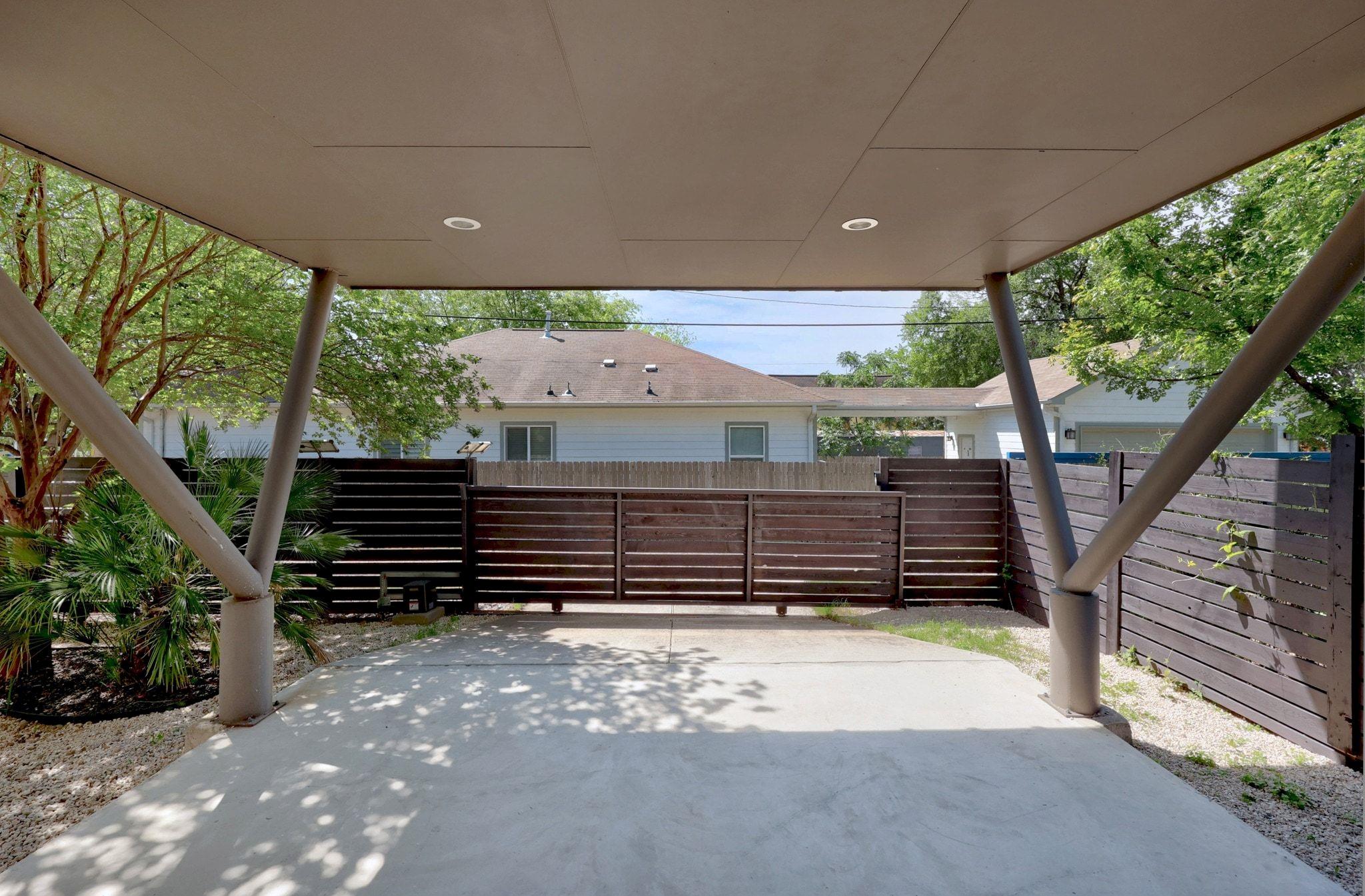 1606 Salina St Property Photo 29