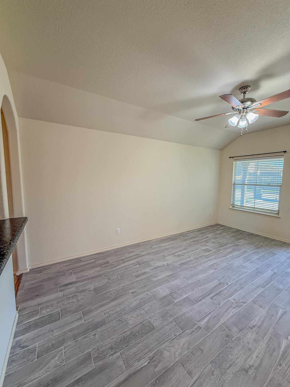 412 Azurite Dr Property Photo 6