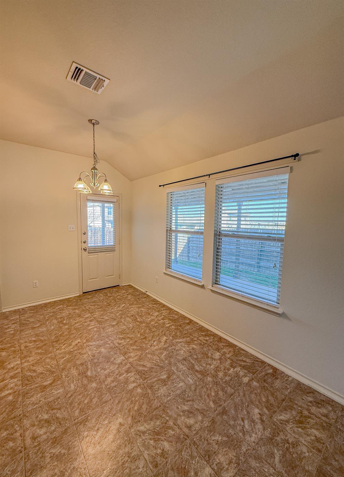 412 Azurite Dr Property Photo 10