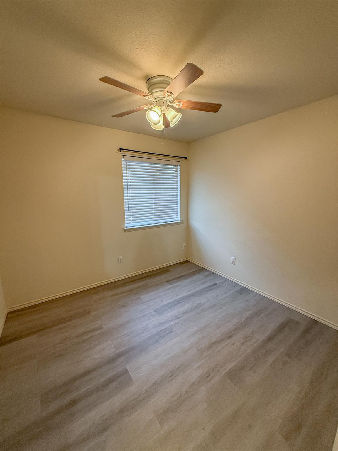 412 Azurite Dr Property Photo 18