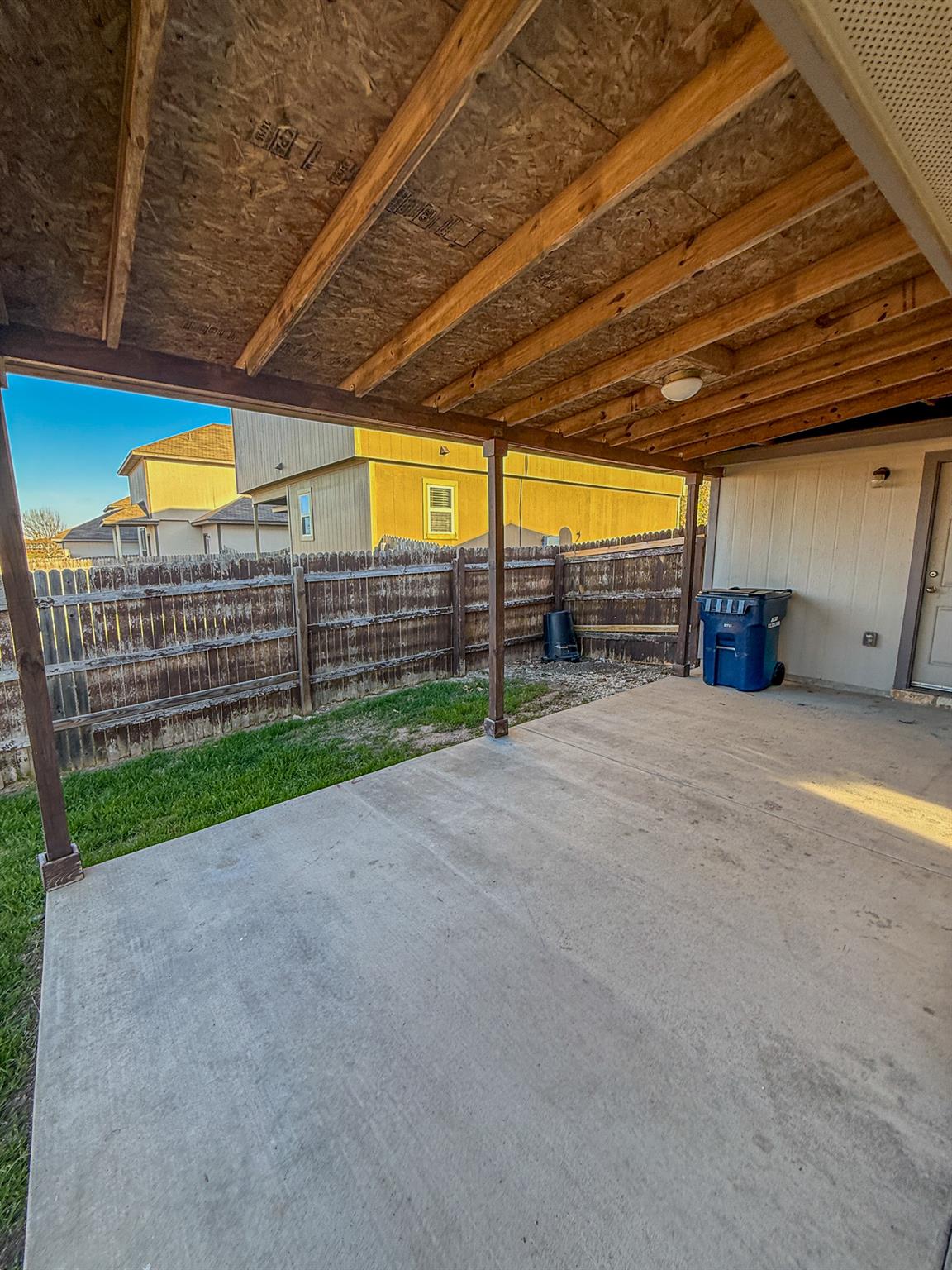 412 Azurite Dr Property Photo 21