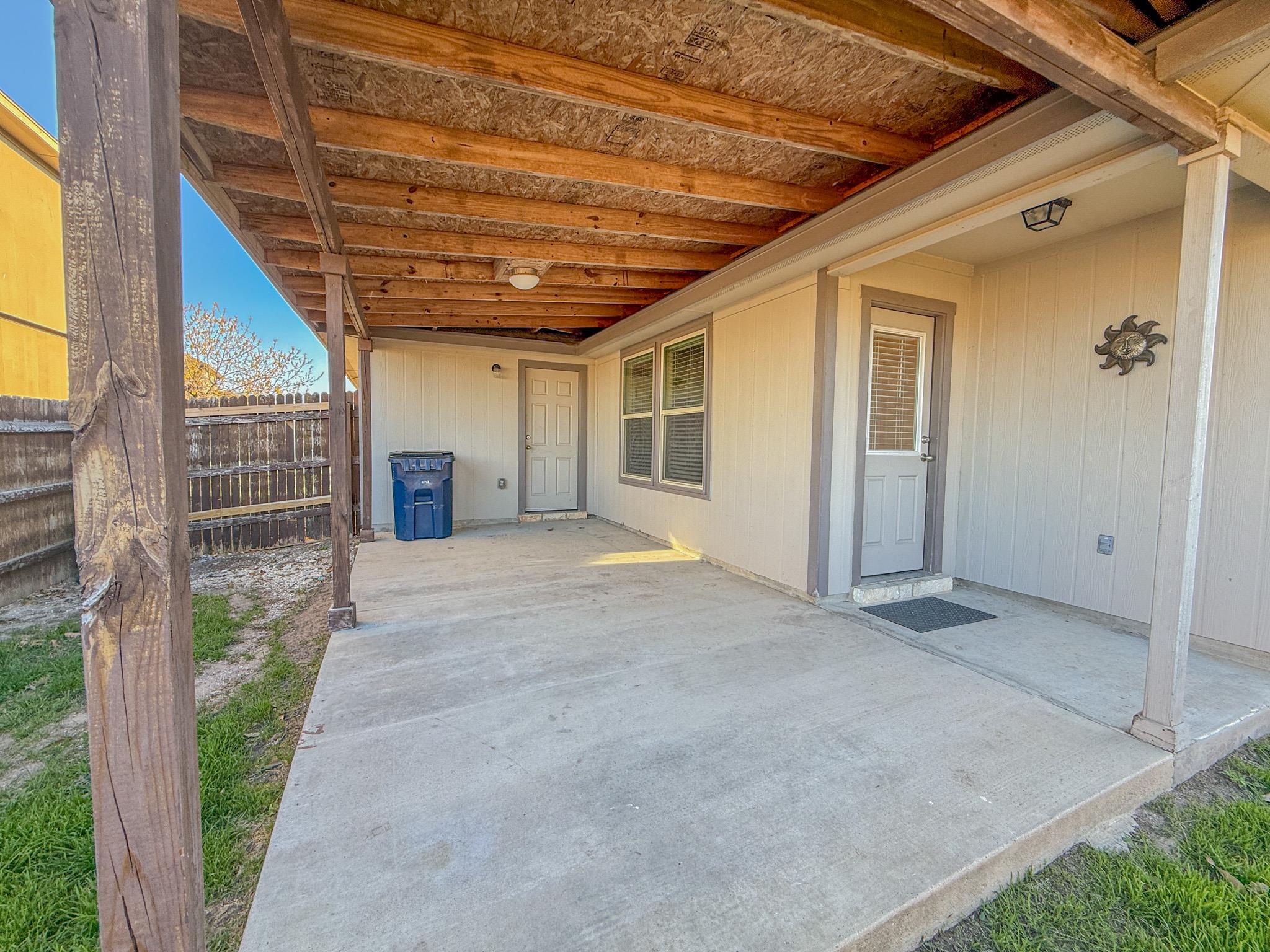 412 Azurite Dr Property Photo 23