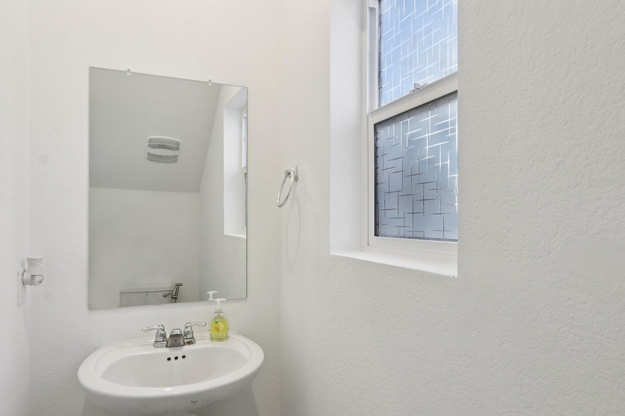 1521 Cobblecrest Ln Property Photo 11