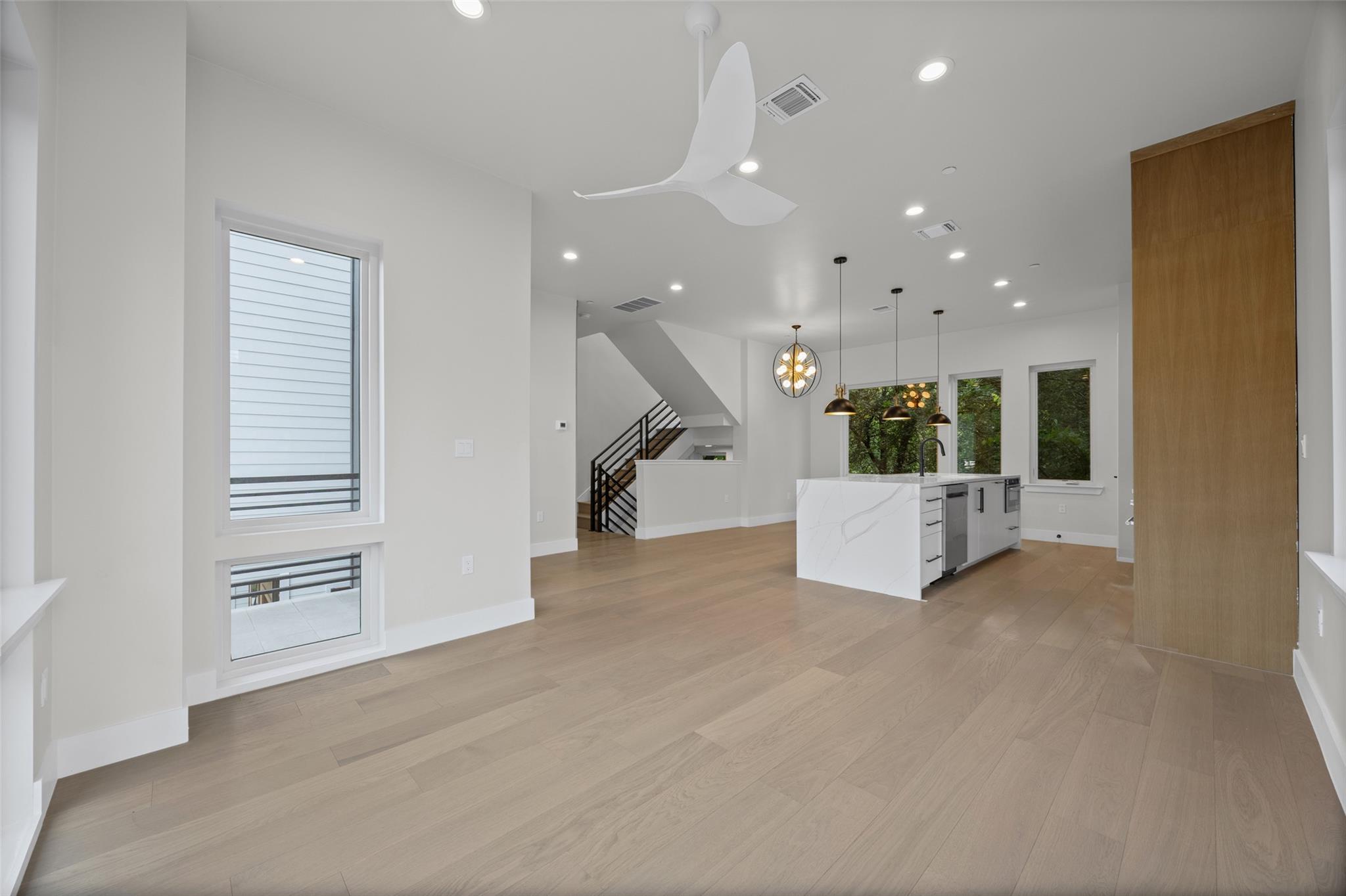 100 W Odell St #3 Property Photo 14