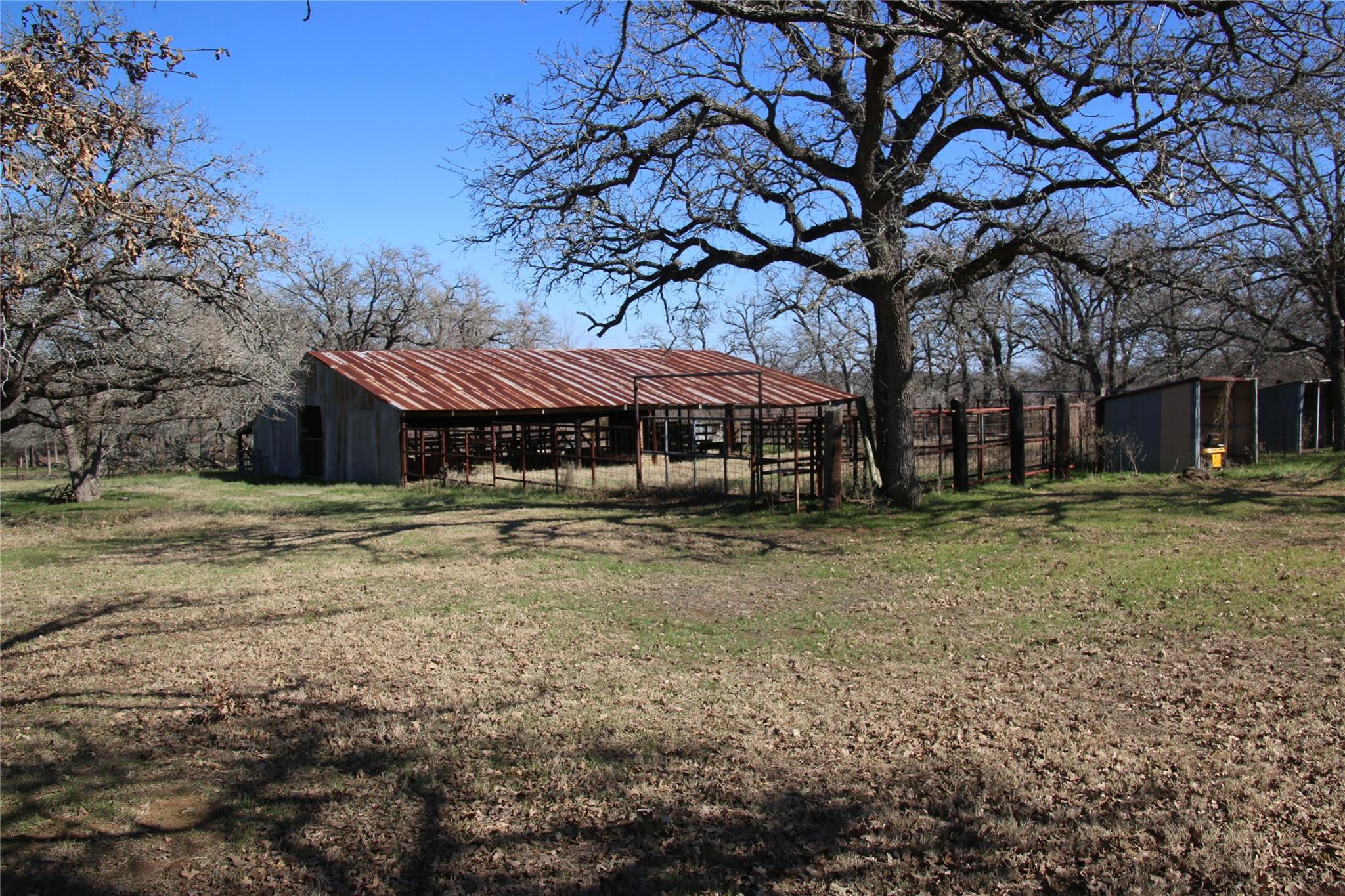 418 County Road 458a Property Photo 25