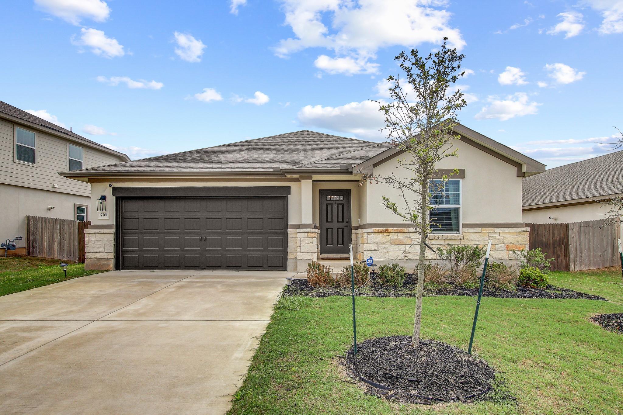 17701 Owl Tree Rd Property Photo 1