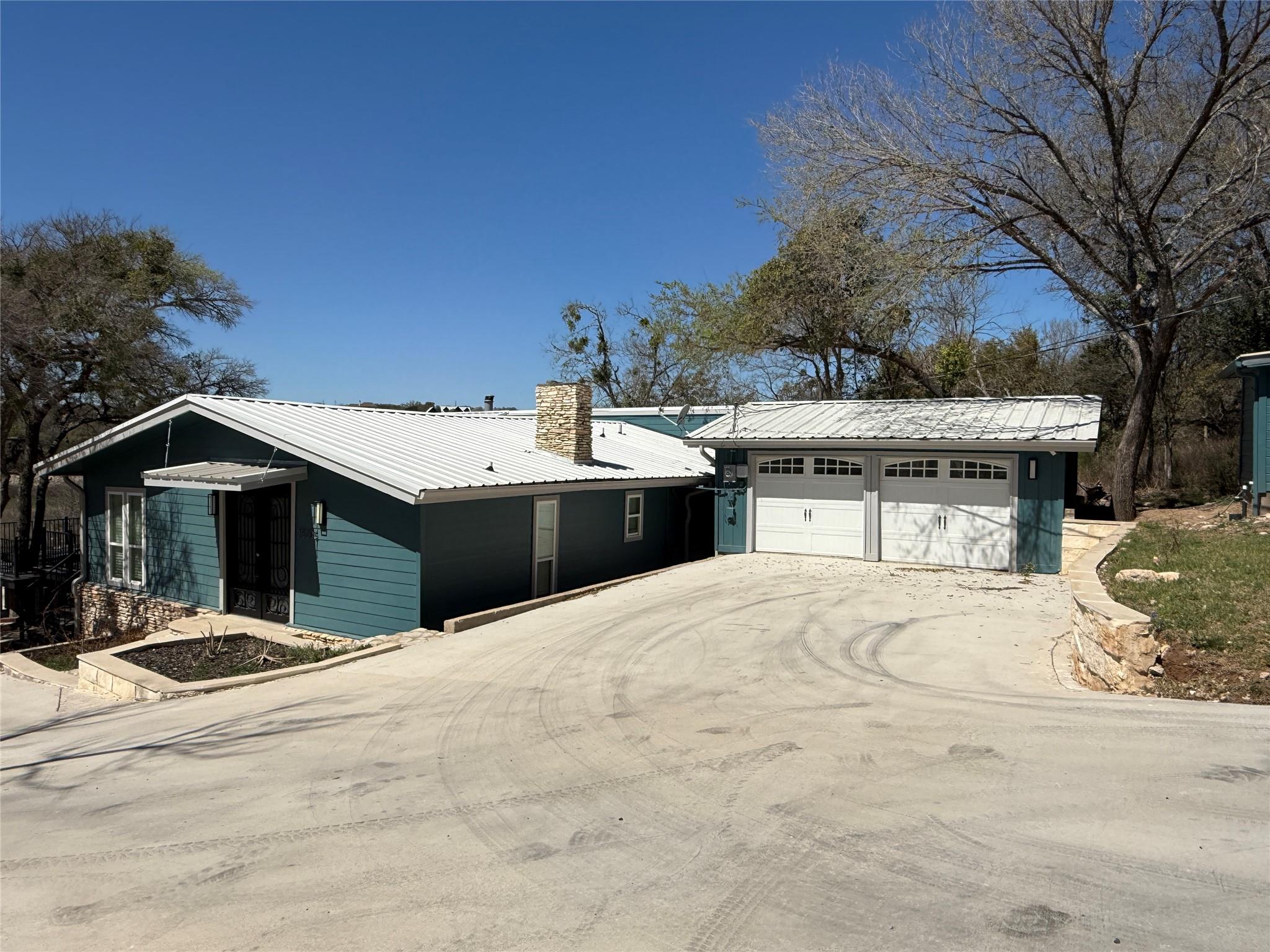 25005 Lake View Dr Property Photo