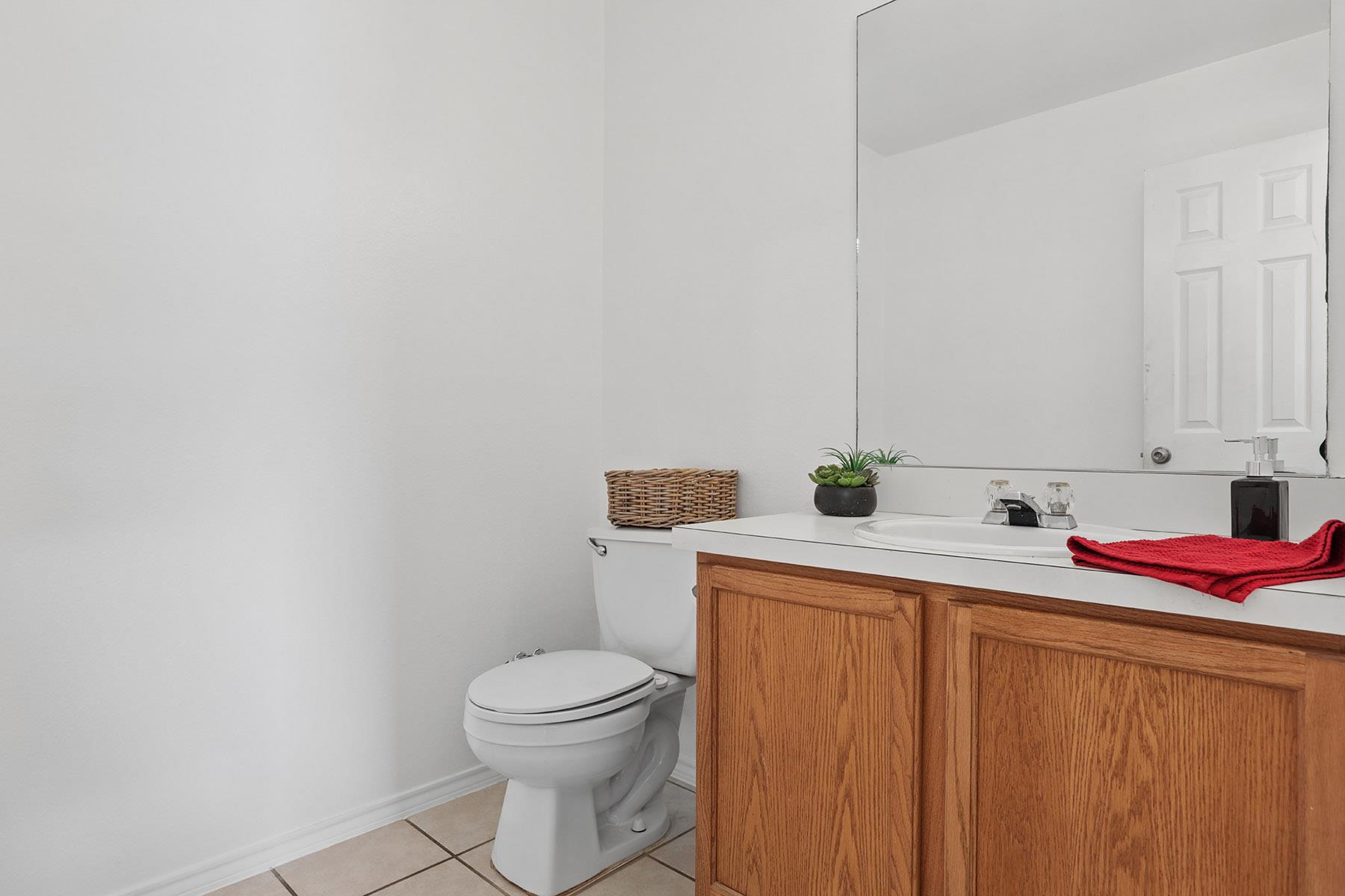 14621 Lantern Dr Property Photo 14