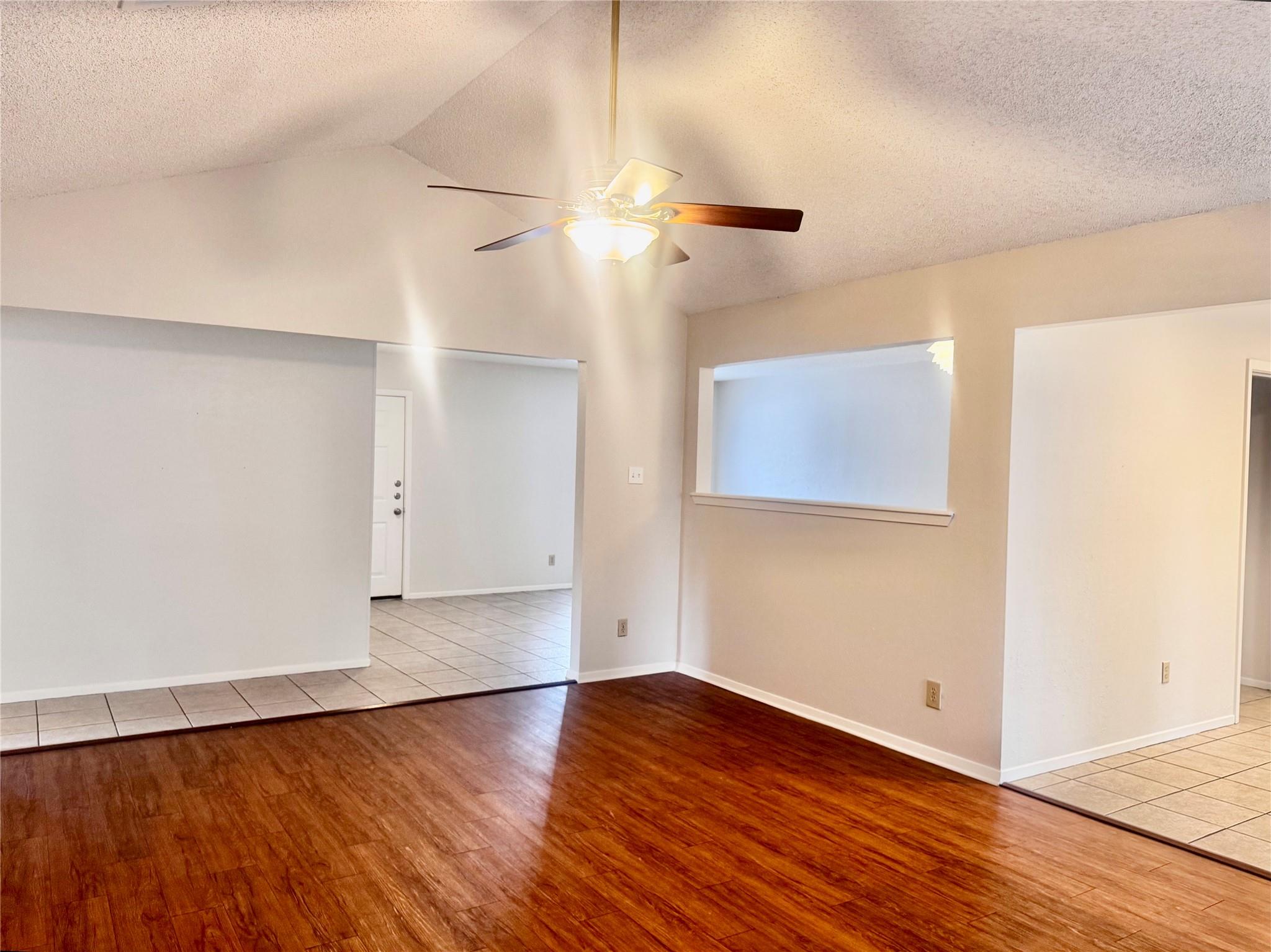 12001 Ladrido Ln Property Photo 10