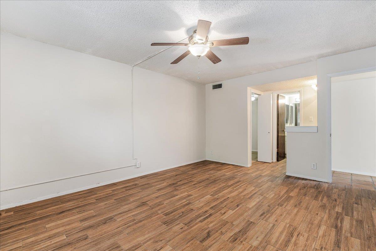 5230 Langwood Dr Property Photo 20