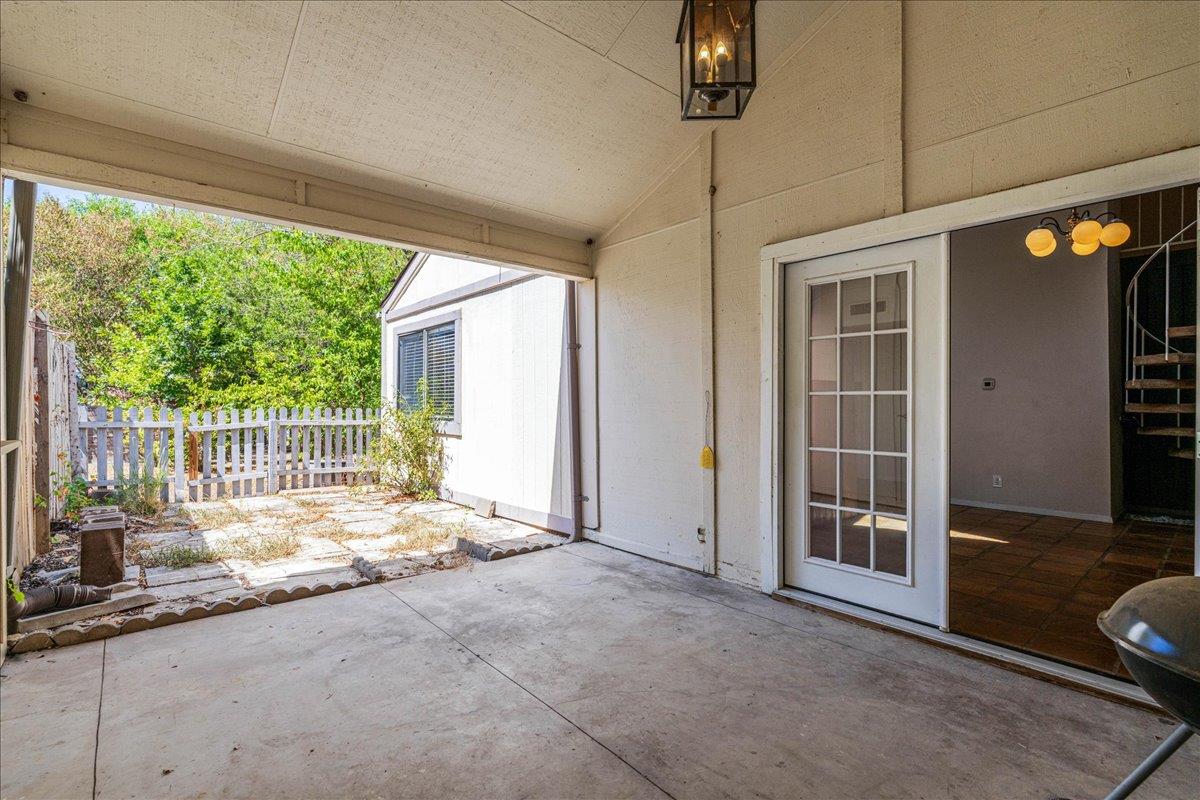 5230 Langwood Dr Property Photo 32