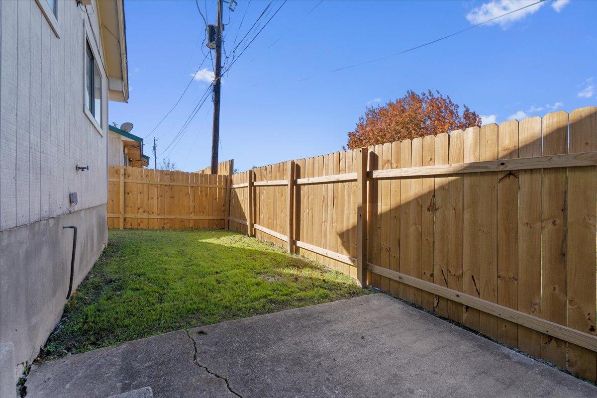 1312 Zephyr Ln Property Photo 20