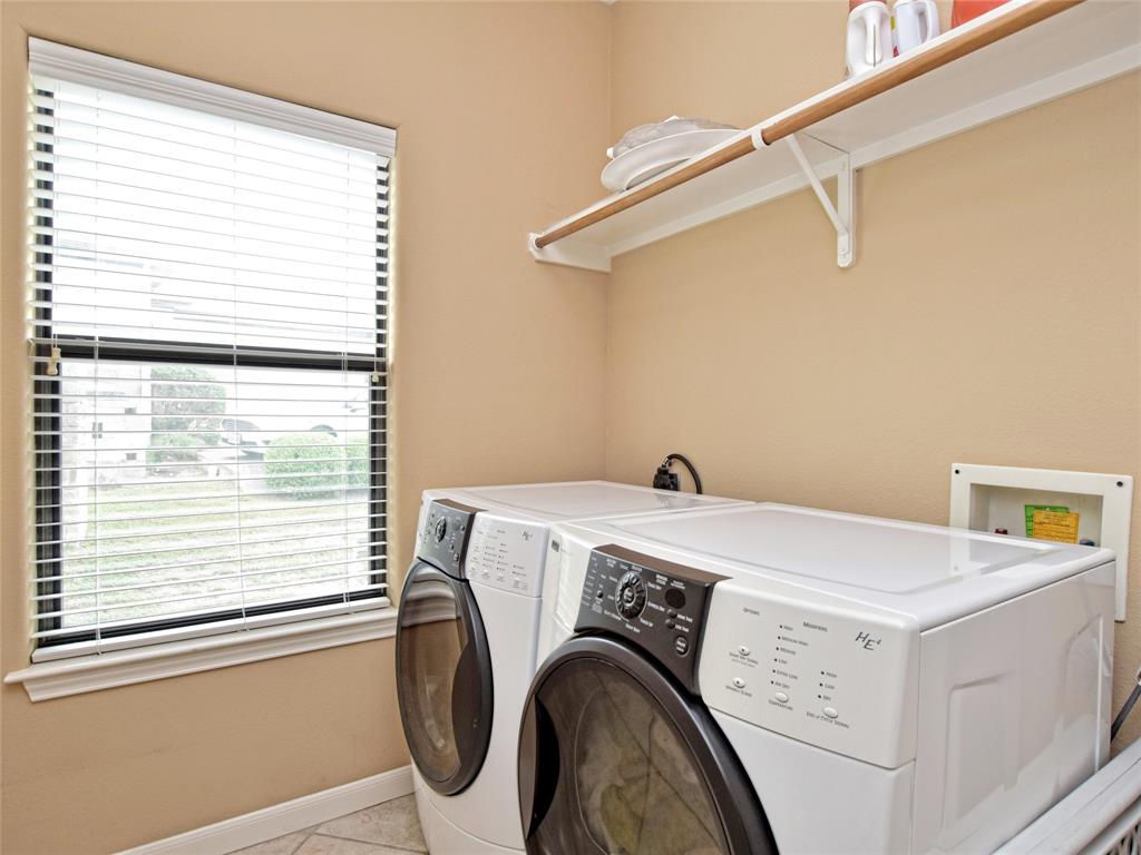 15406 Gebron Dr B Property Photo 11
