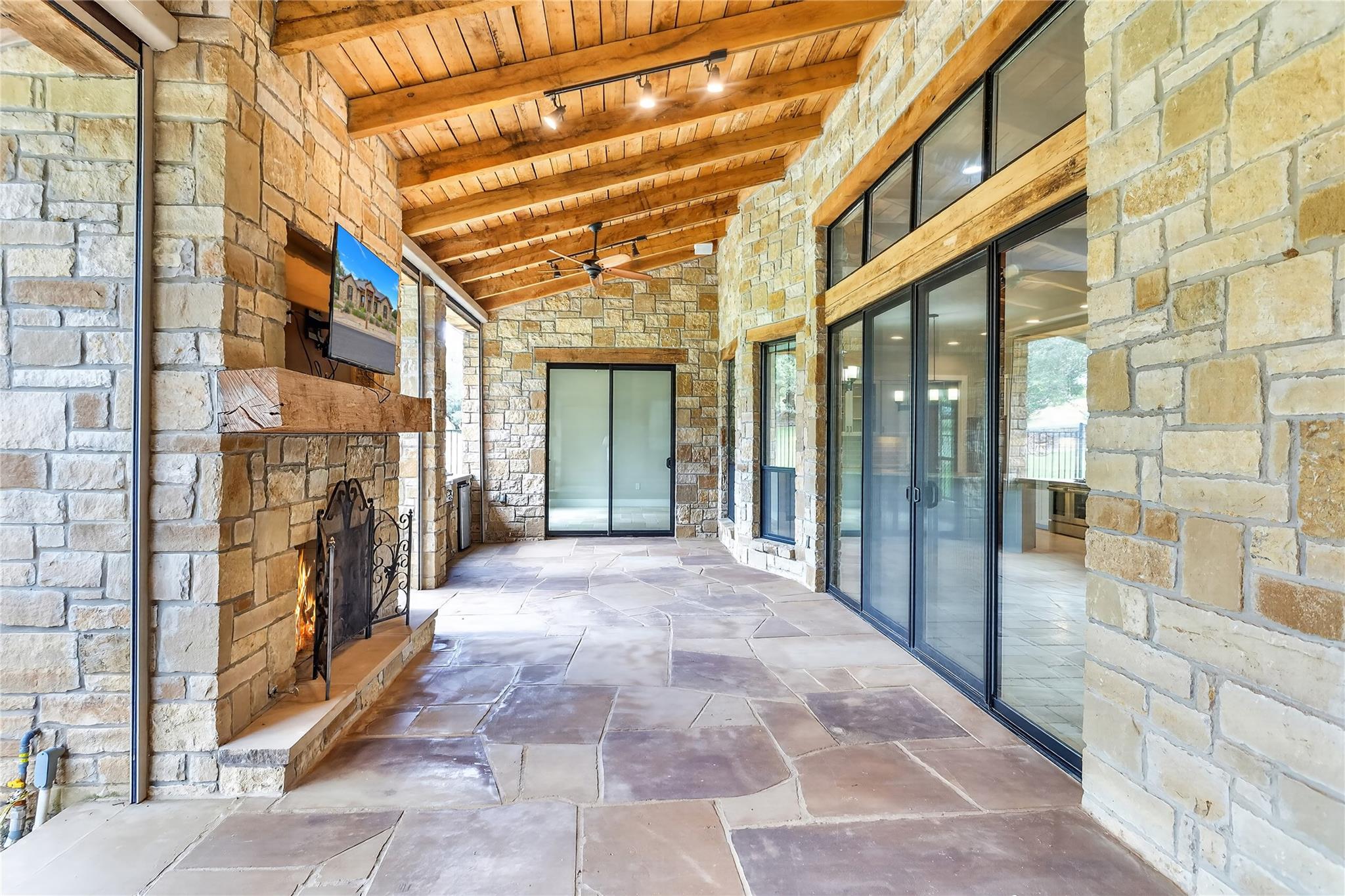 101 Fox Fur None Property Photo 31