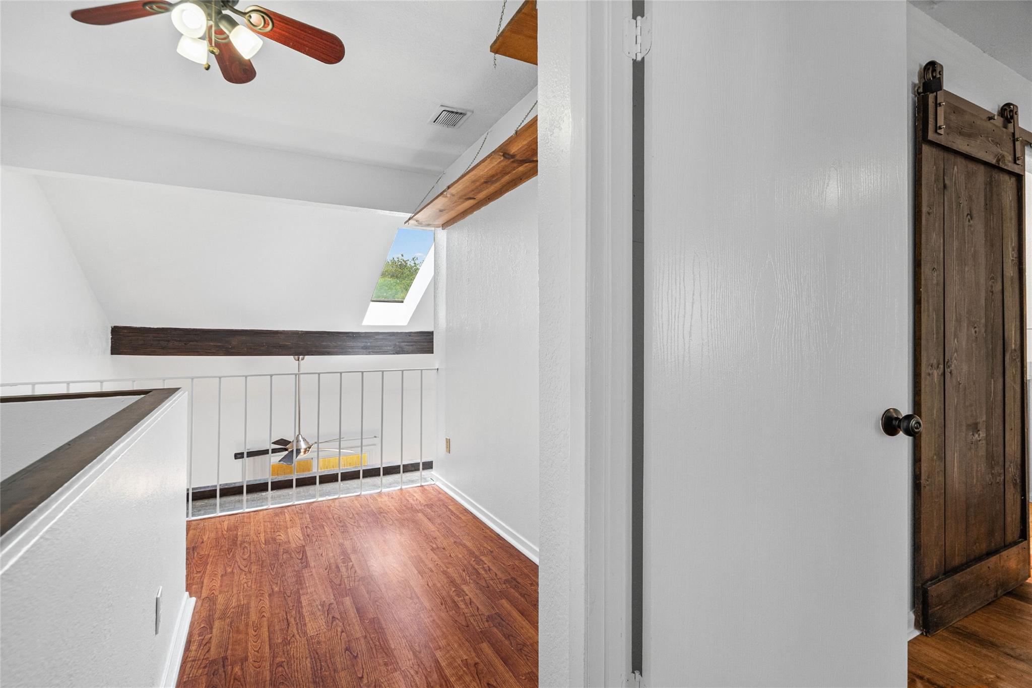 1504 Bridgeway Dr #b Property Photo 16