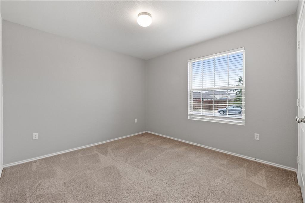7405 Spring Ray Dr Property Photo 9
