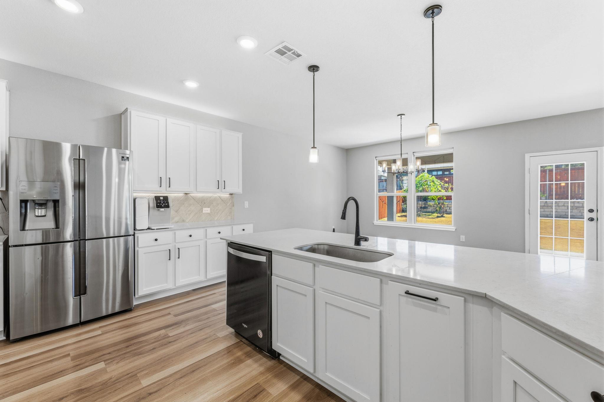 7221 Kilday Cv Property Photo 10