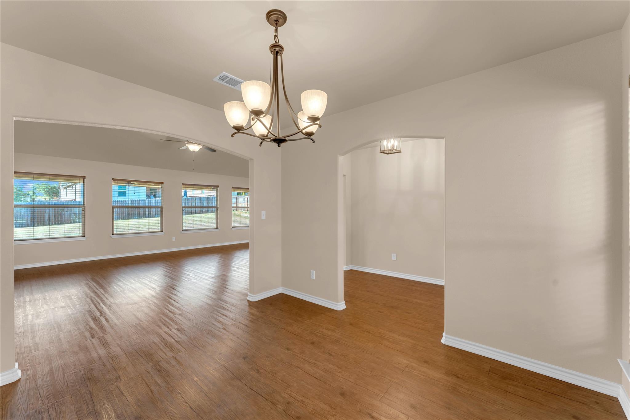 1400 Adam Ave Property Photo 8