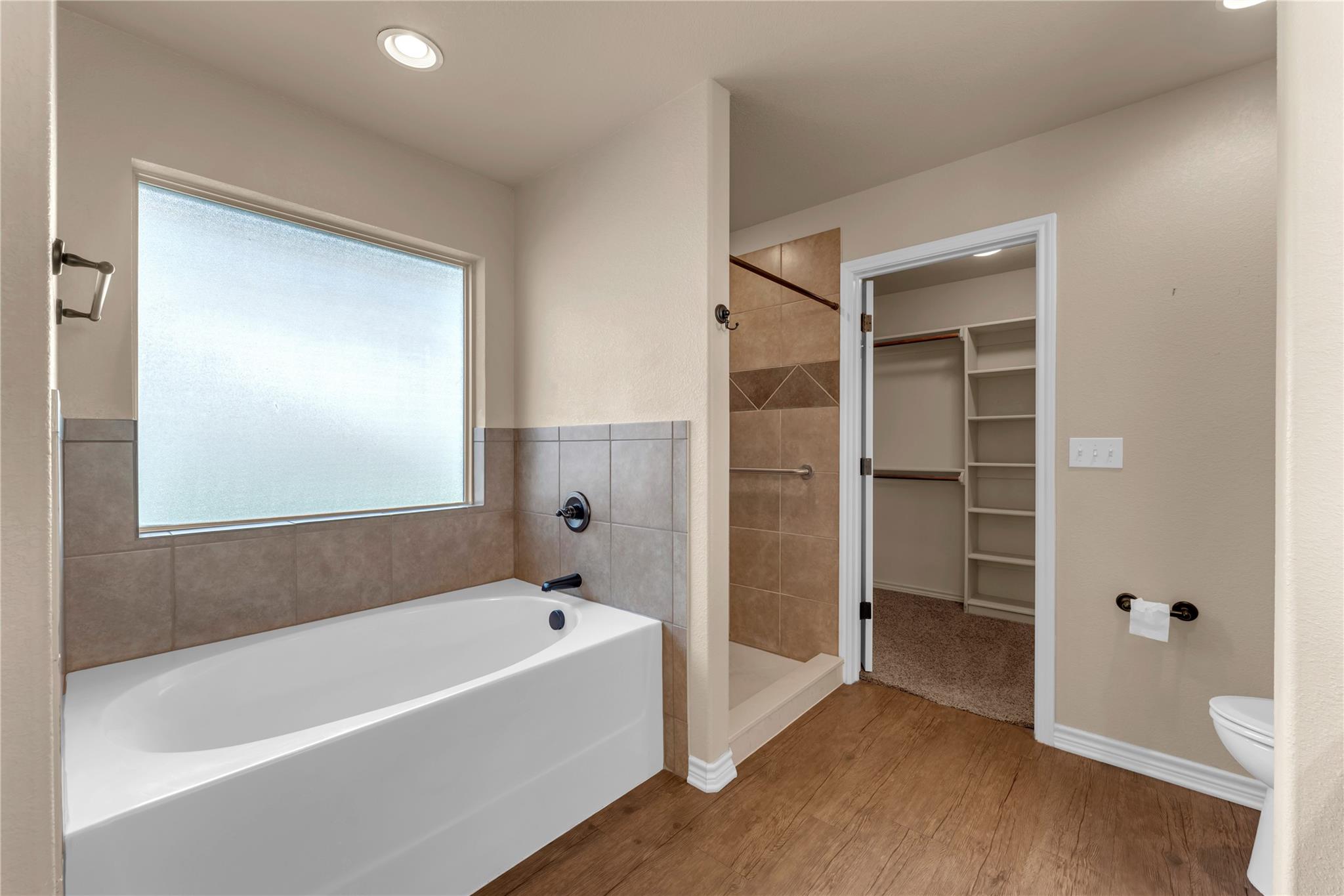 1400 Adam Ave Property Photo 21
