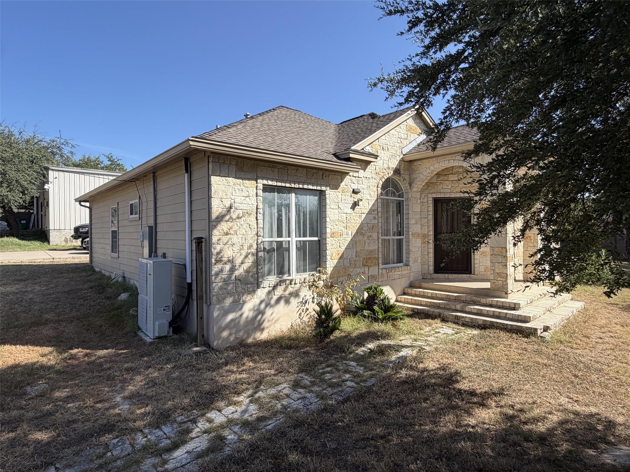 10017 Janet Loop Property Photo 12