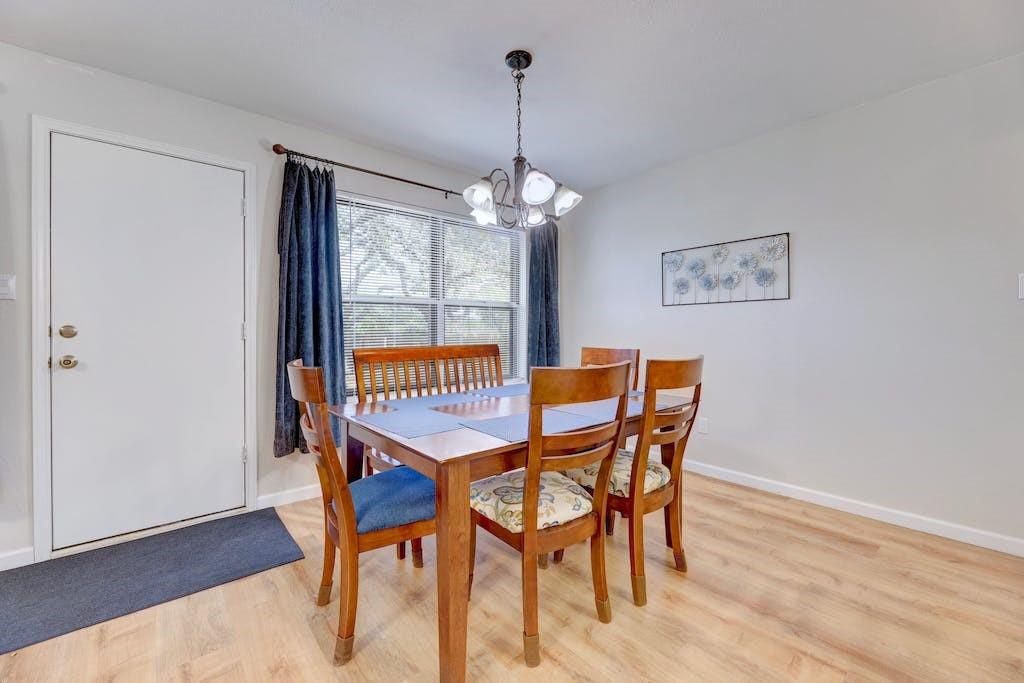 1205 Forest Oaks Path Property Photo 13