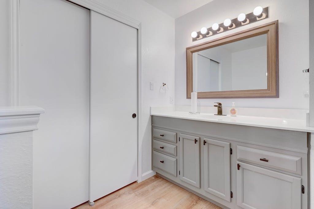 1205 Forest Oaks Path Property Photo 19