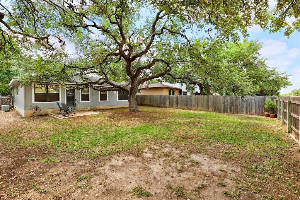 1205 Forest Oaks Path Property Photo 28