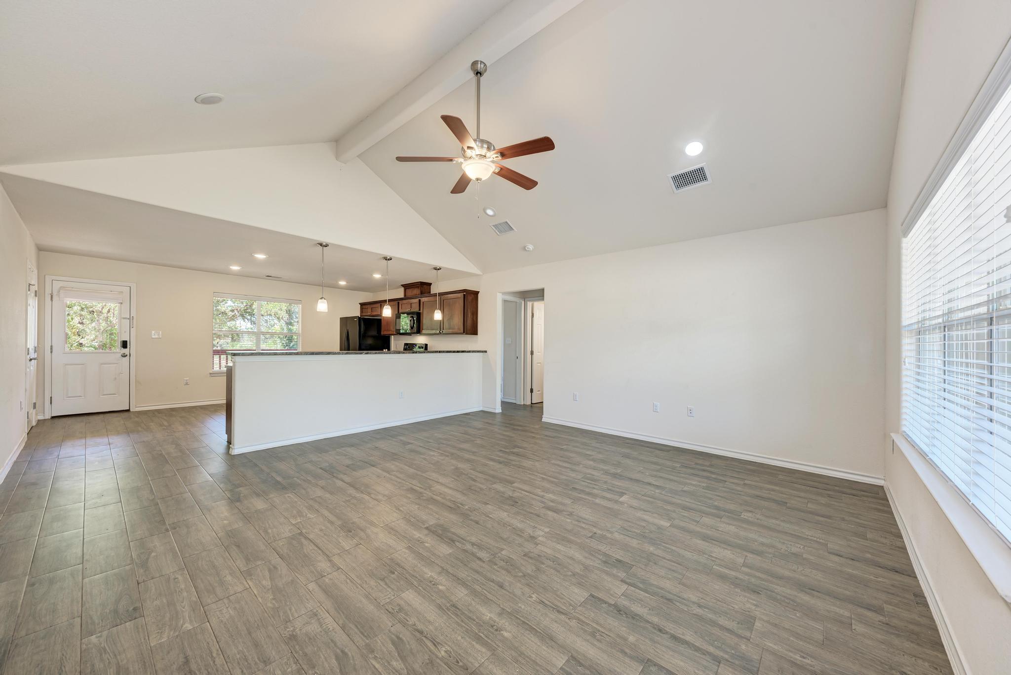 117 North Pass None Property Photo 6