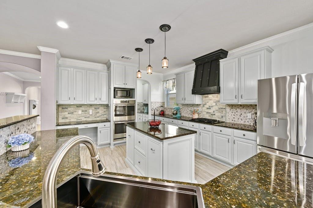 708 Rock Midden Ln Property Photo 8