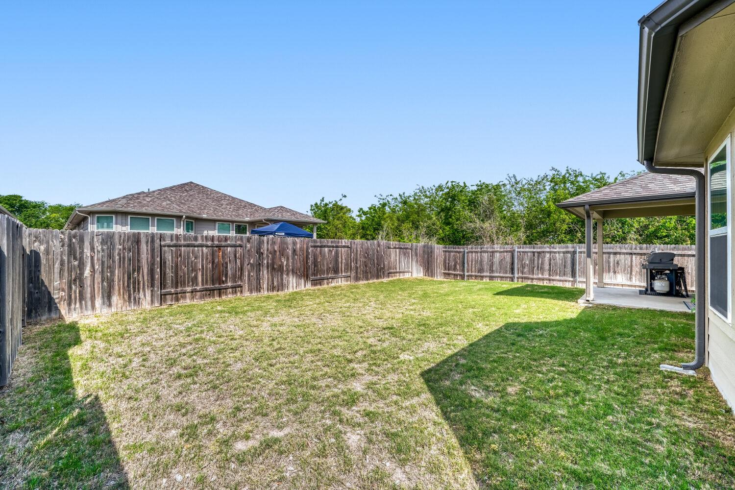 10505 Mager Ln Property Photo 24