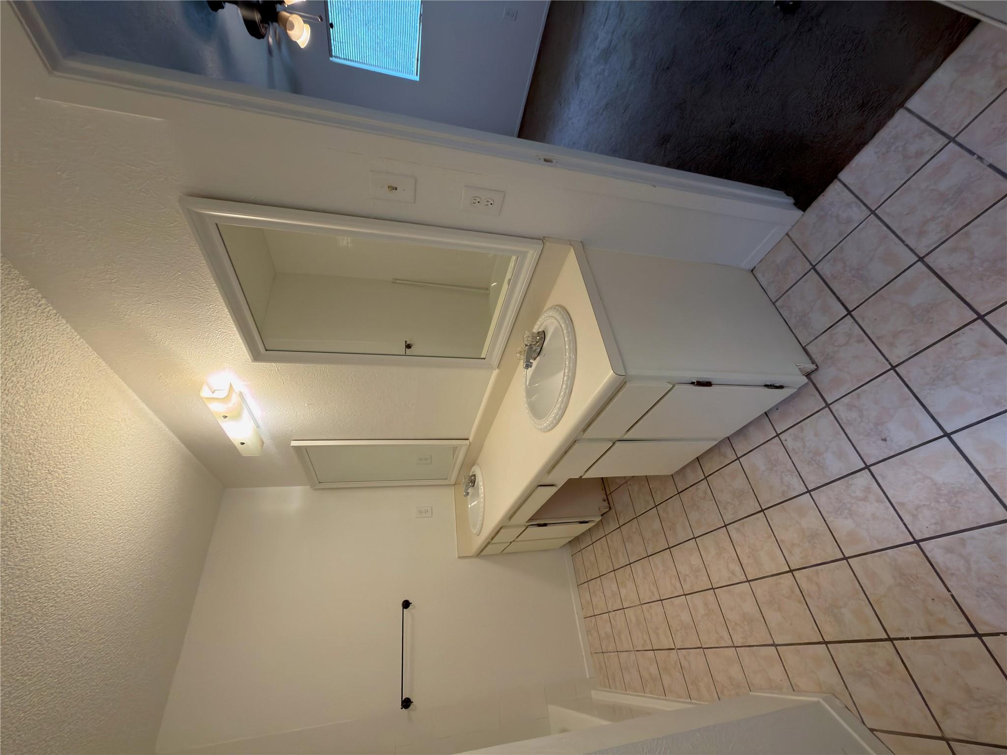 5601 Porsche Ln Property Photo 10