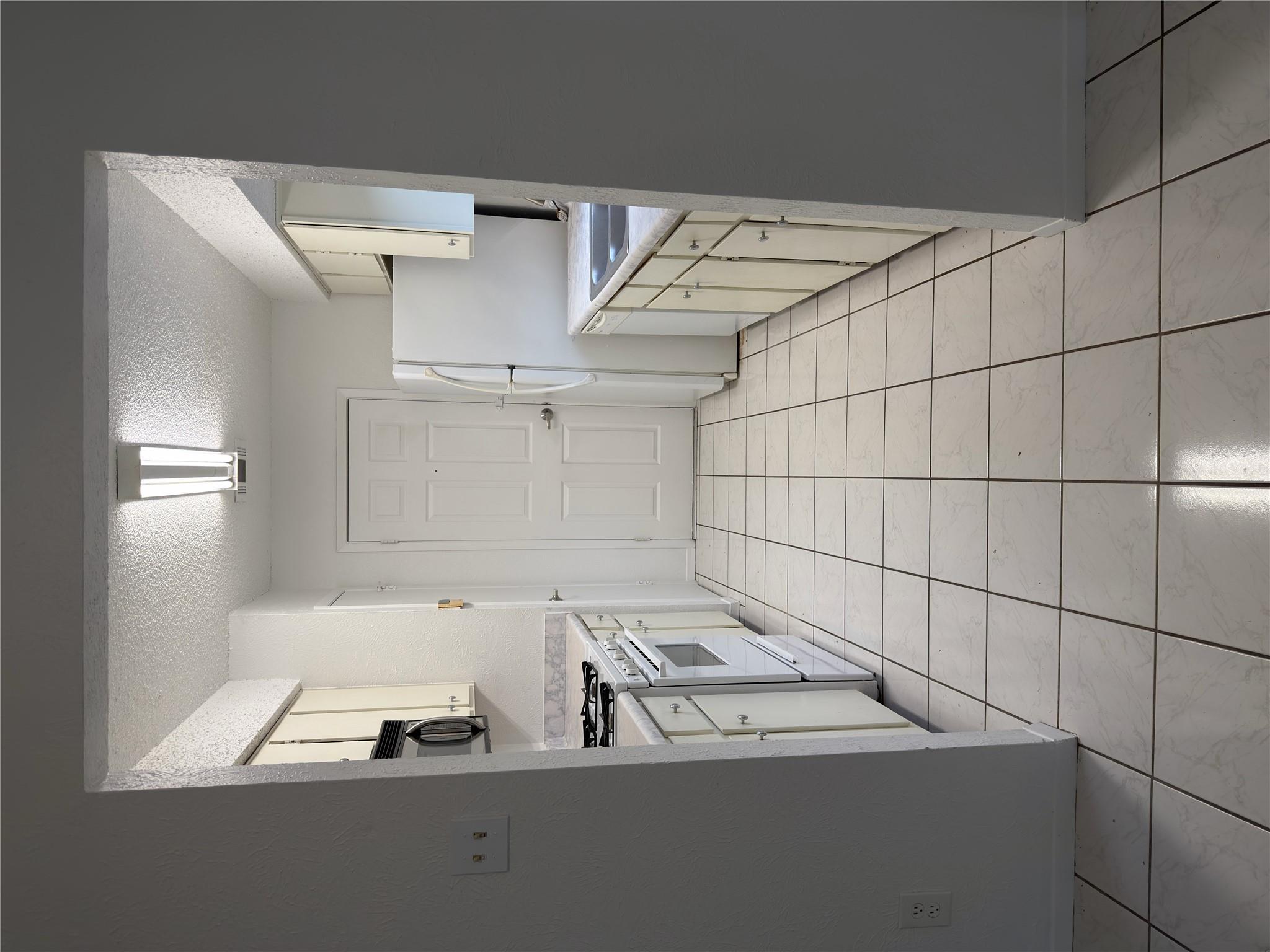 5601 Porsche Ln Property Photo 38