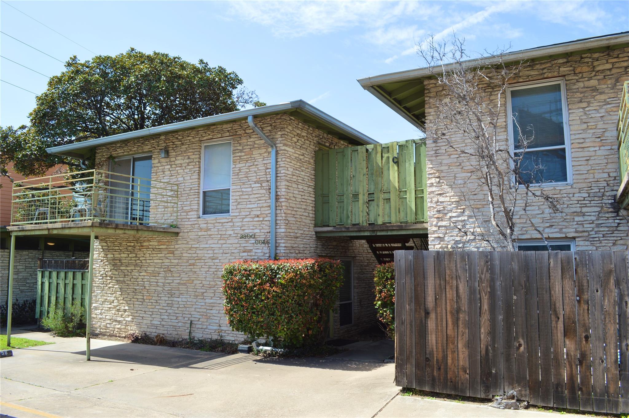 2800 Cole St C204 Property Photo 12