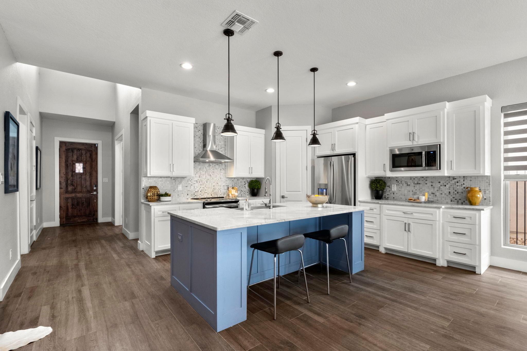 22118 Touring Ln Property Photo 6